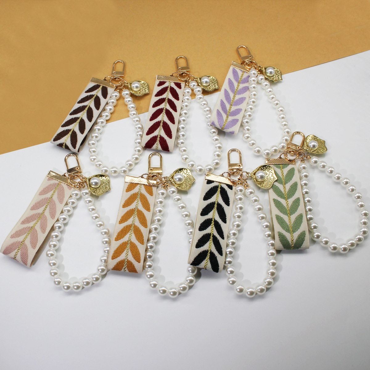 Women'S Ysl Fashion - Fresh Fabric Leaf-Patterned Ribbon Keychain with