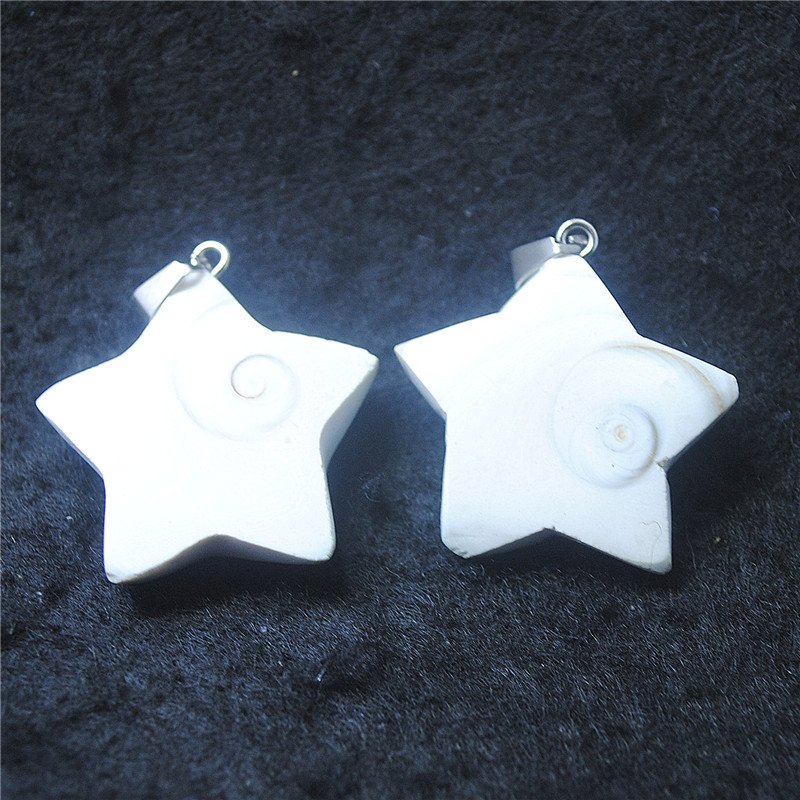 Women Fashion Nz - 4PCS CHARMS WOMEN PENDANTS SIZE 28MM