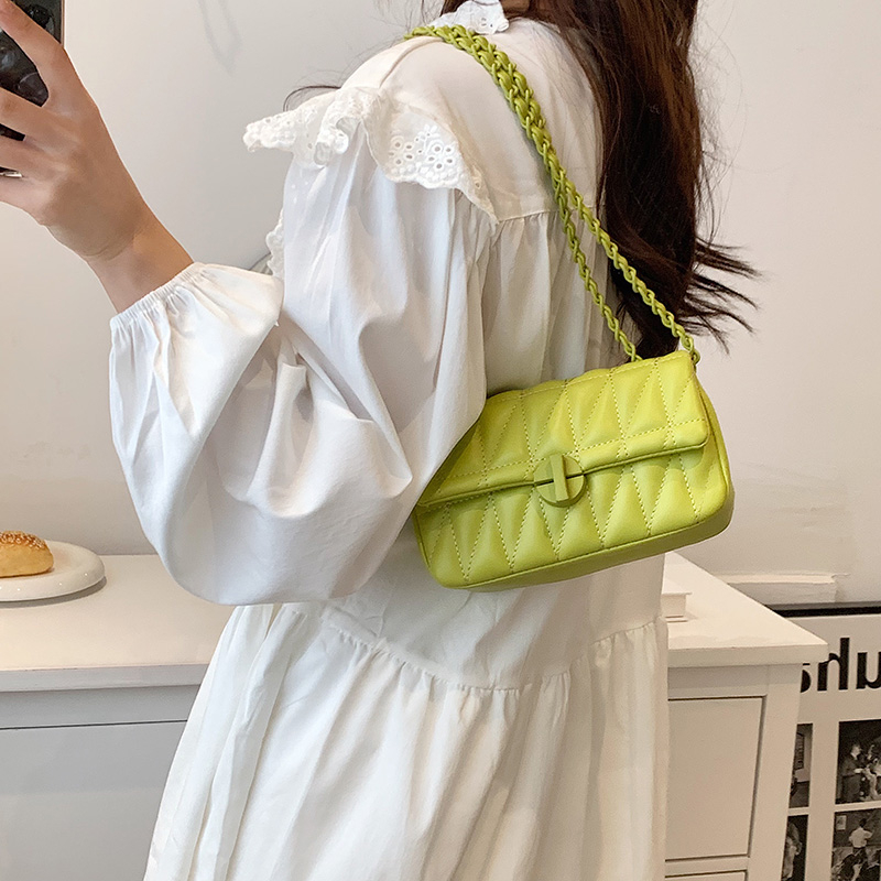 MOODS Embroidery Thread Chain  - Women'S Fashion Boutique 评论和价格