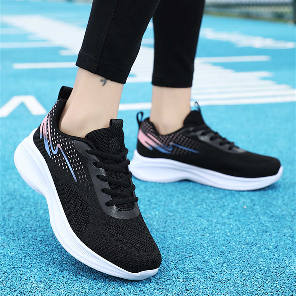 Black Lace Up Sneakers Woman O - Women'S Yellow Fashion Sneakers 评论和价格