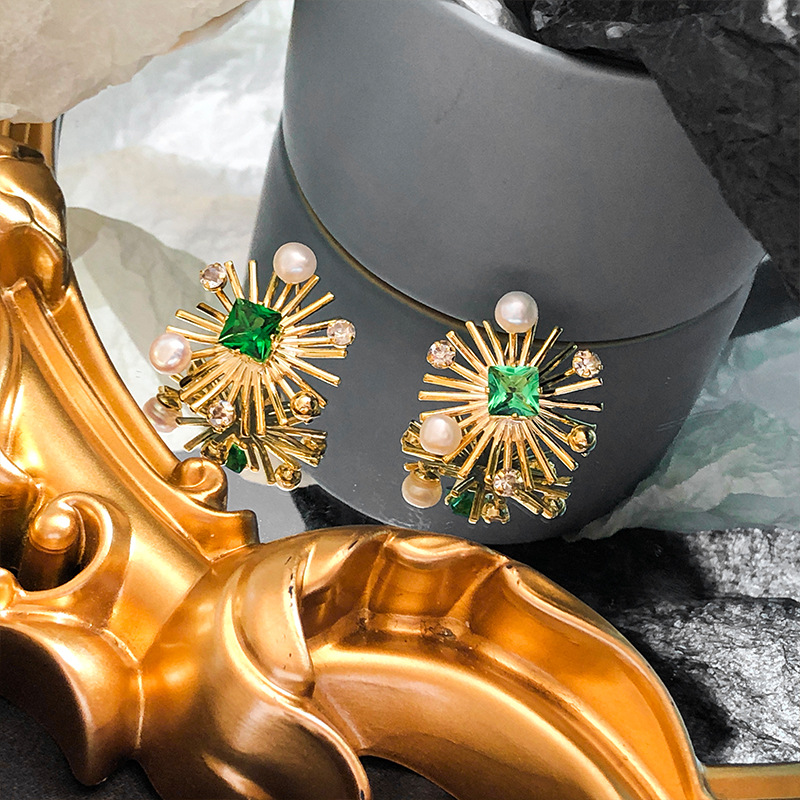 Sunflower Crystal Stud Earring - Women Fashion Nz 评论和价格