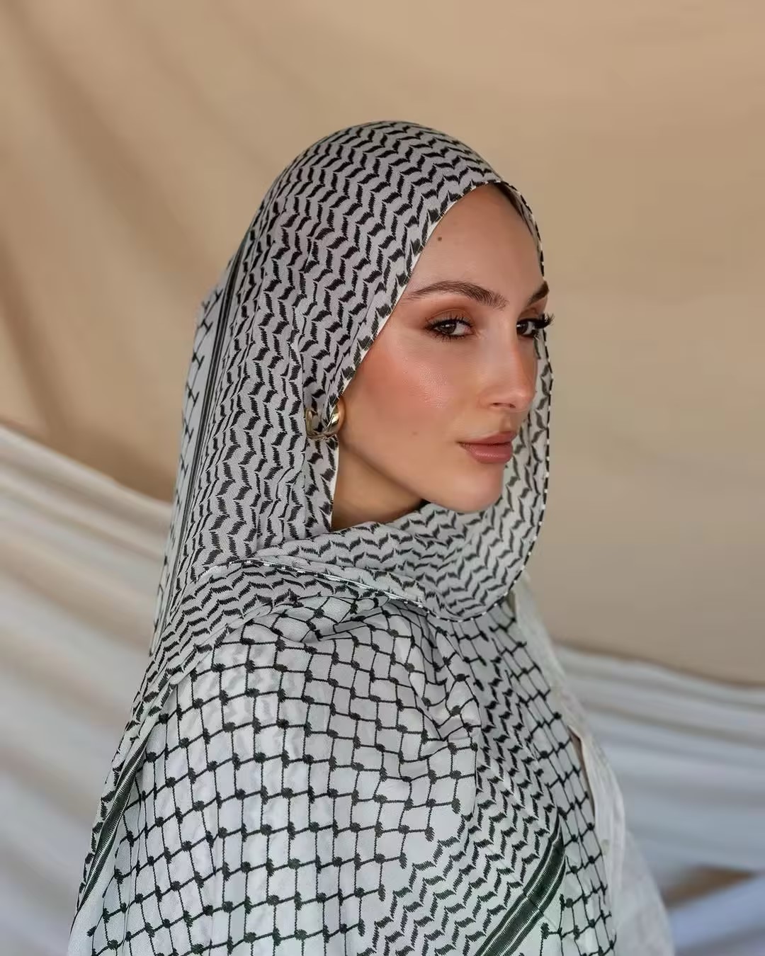 Hot Arab Chiffon Scarf Women M - Women Fashion Uae 评论和价格
